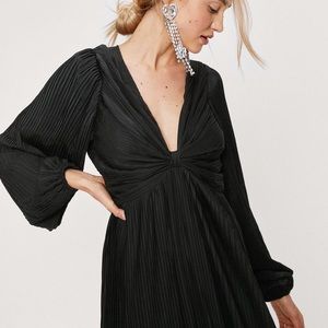 Pleated Twist Front Balloon Sleeve Maxi Dress